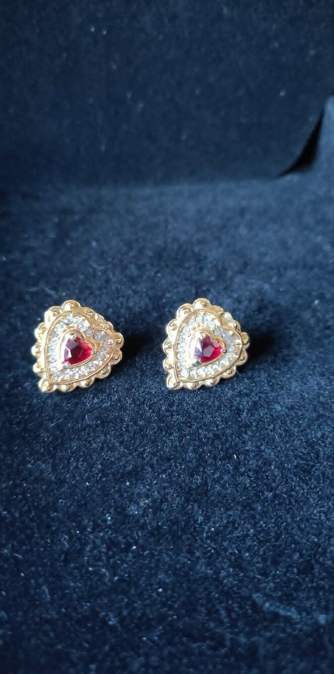 Vintage Roman Faux Ruby/Diamond Gold toned post earrings